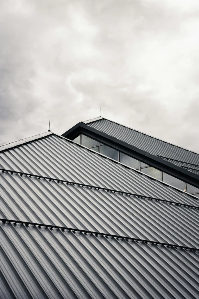 Metal roof on a commercial building in Manchester, TN